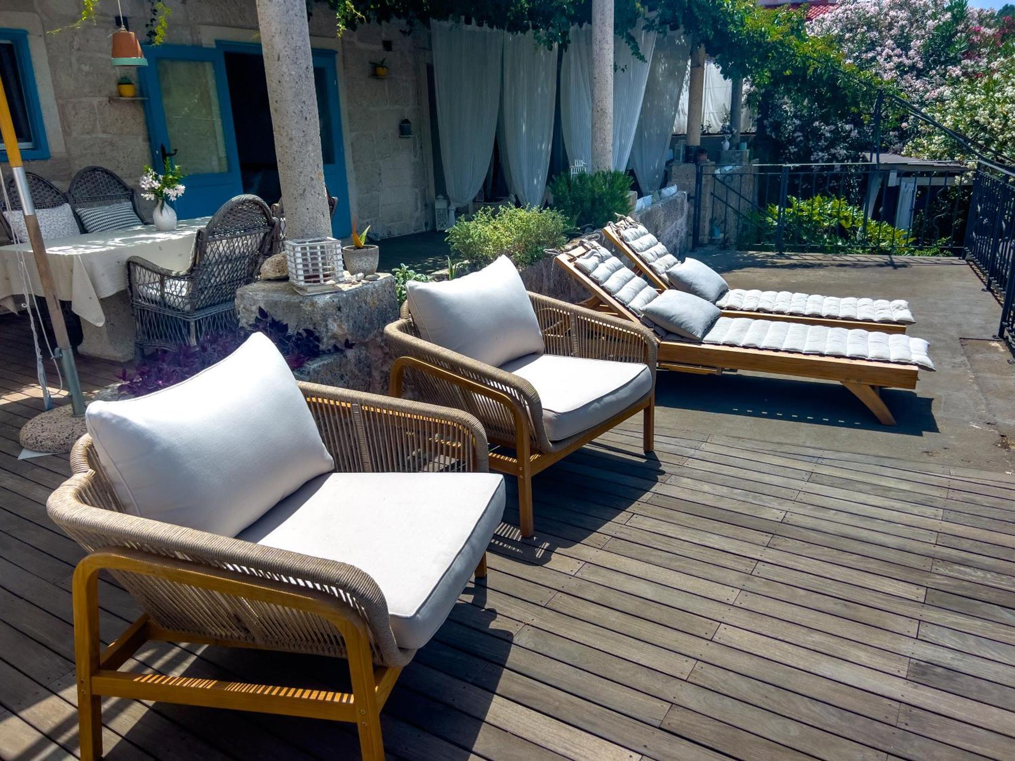 Eco Aparthotel The Dreamers'S Club Lumbarda Exterior foto