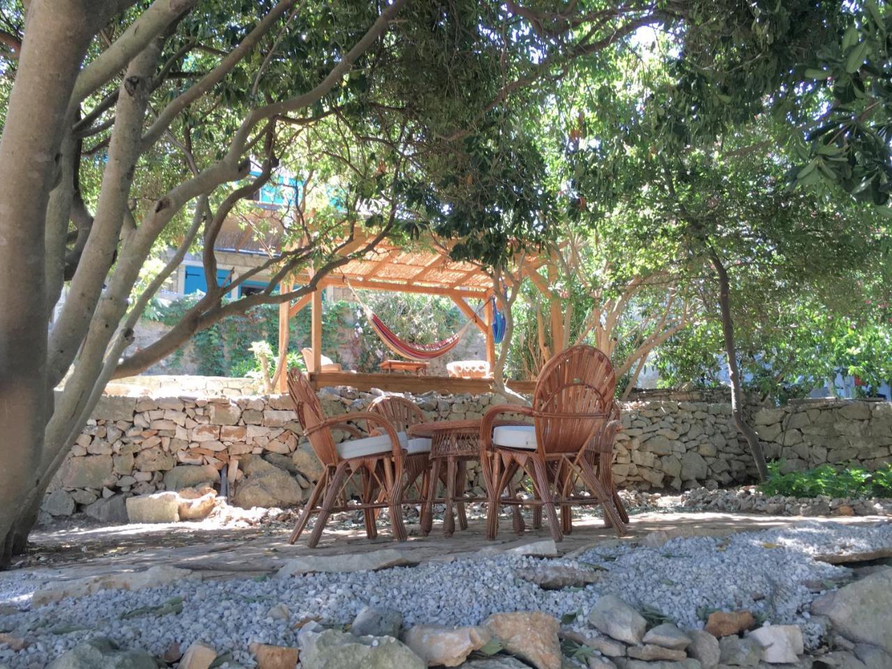 Eco Aparthotel The Dreamers'S Club Lumbarda Exterior foto
